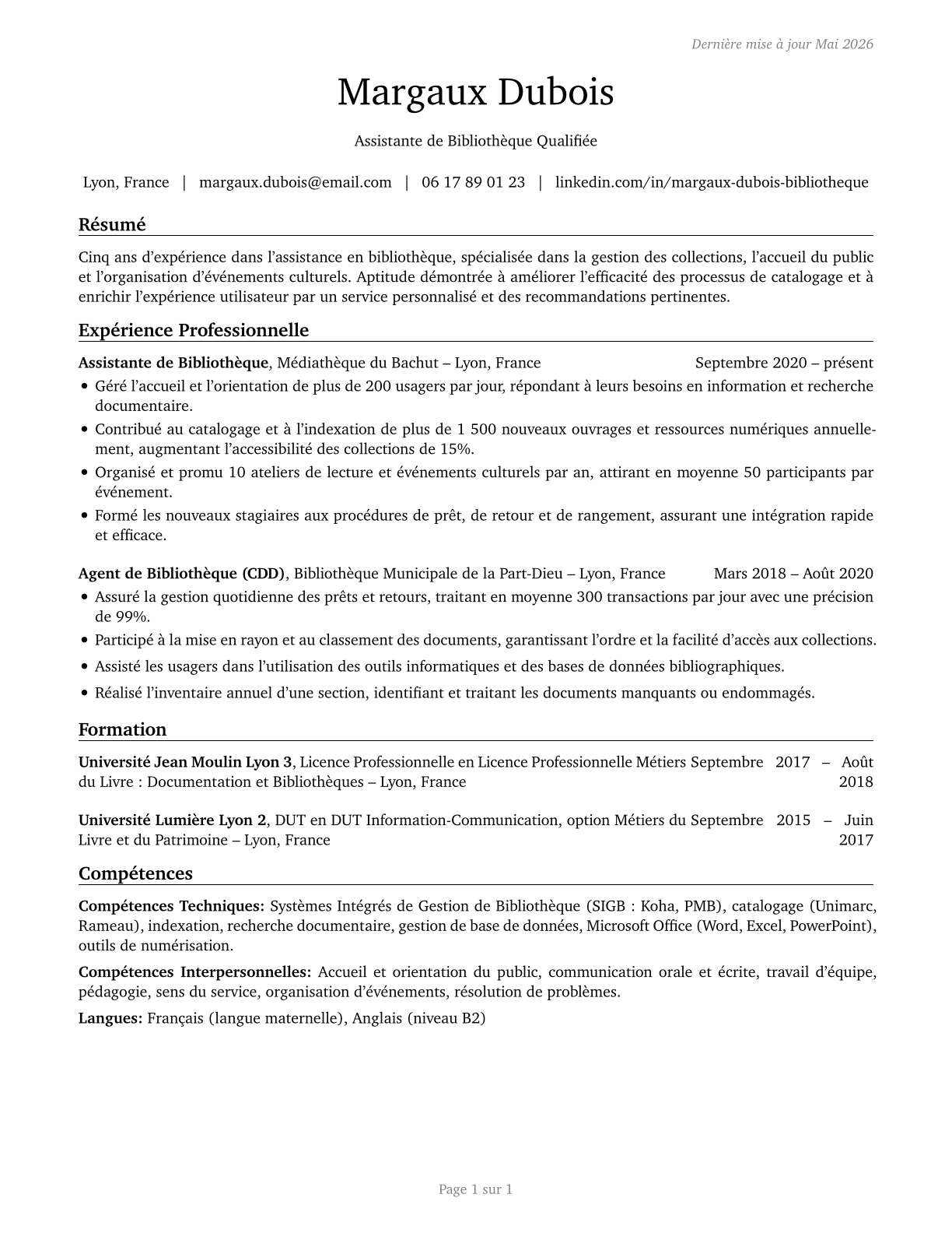 Library Assistants, Clerical CV in French — page 1