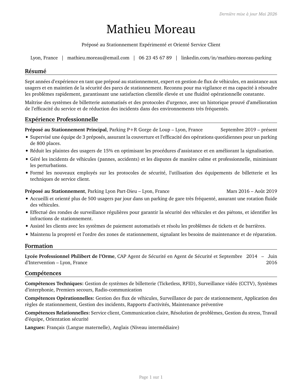 Parking Attendants CV in French — page 1