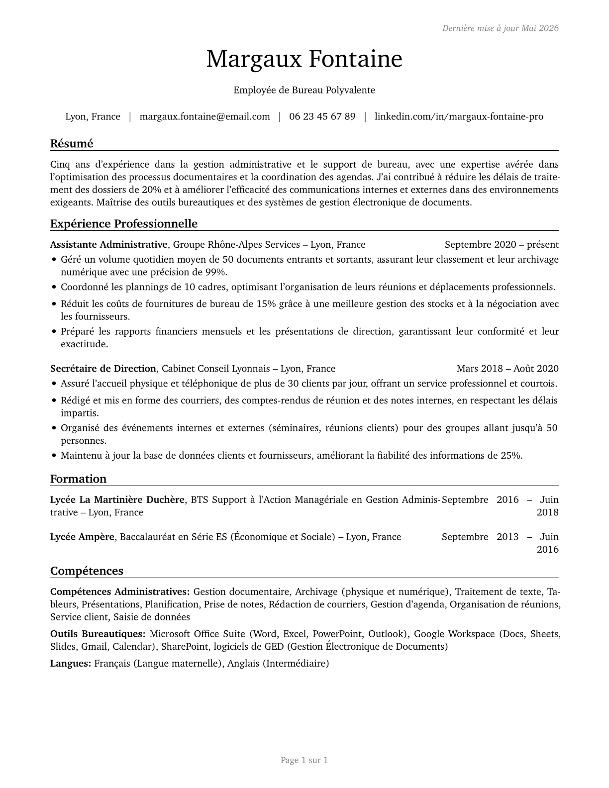 Office Clerks, General CV in French — page 1