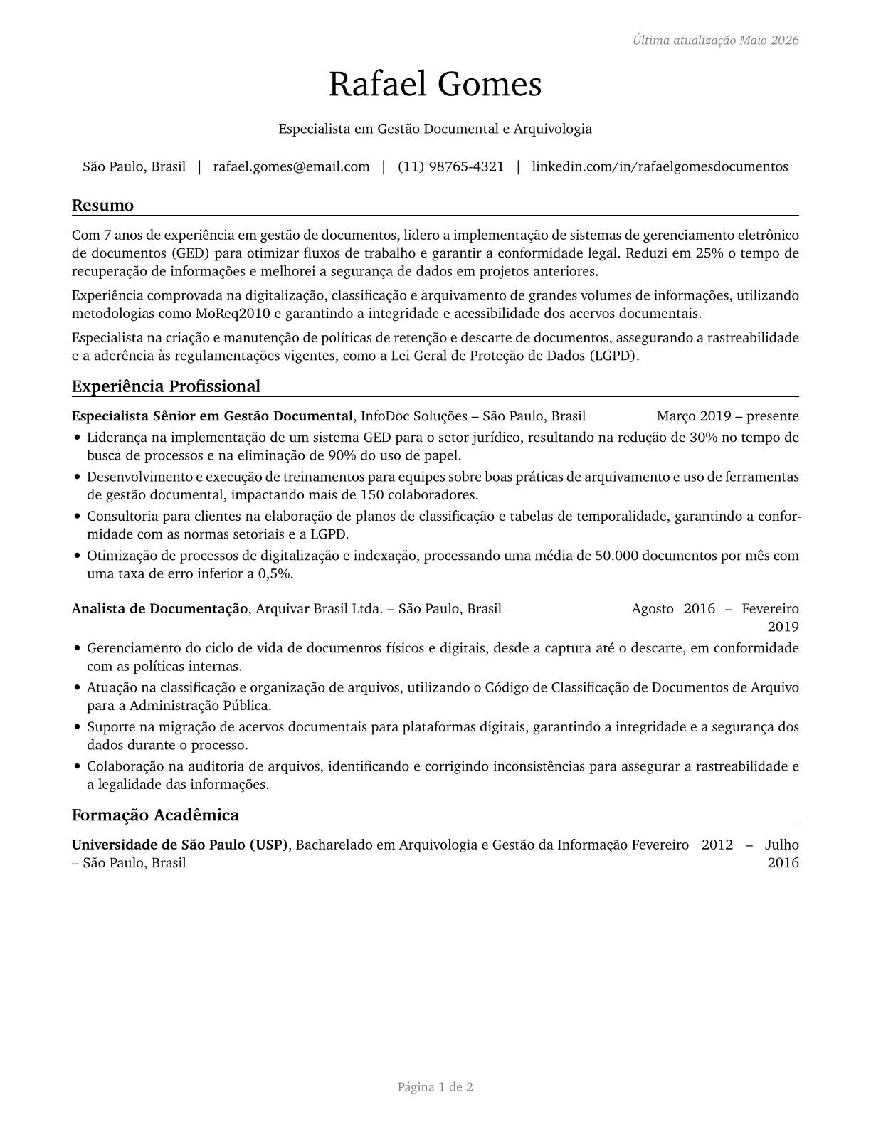 Document Management Specialists CV in Portuguese — page 1