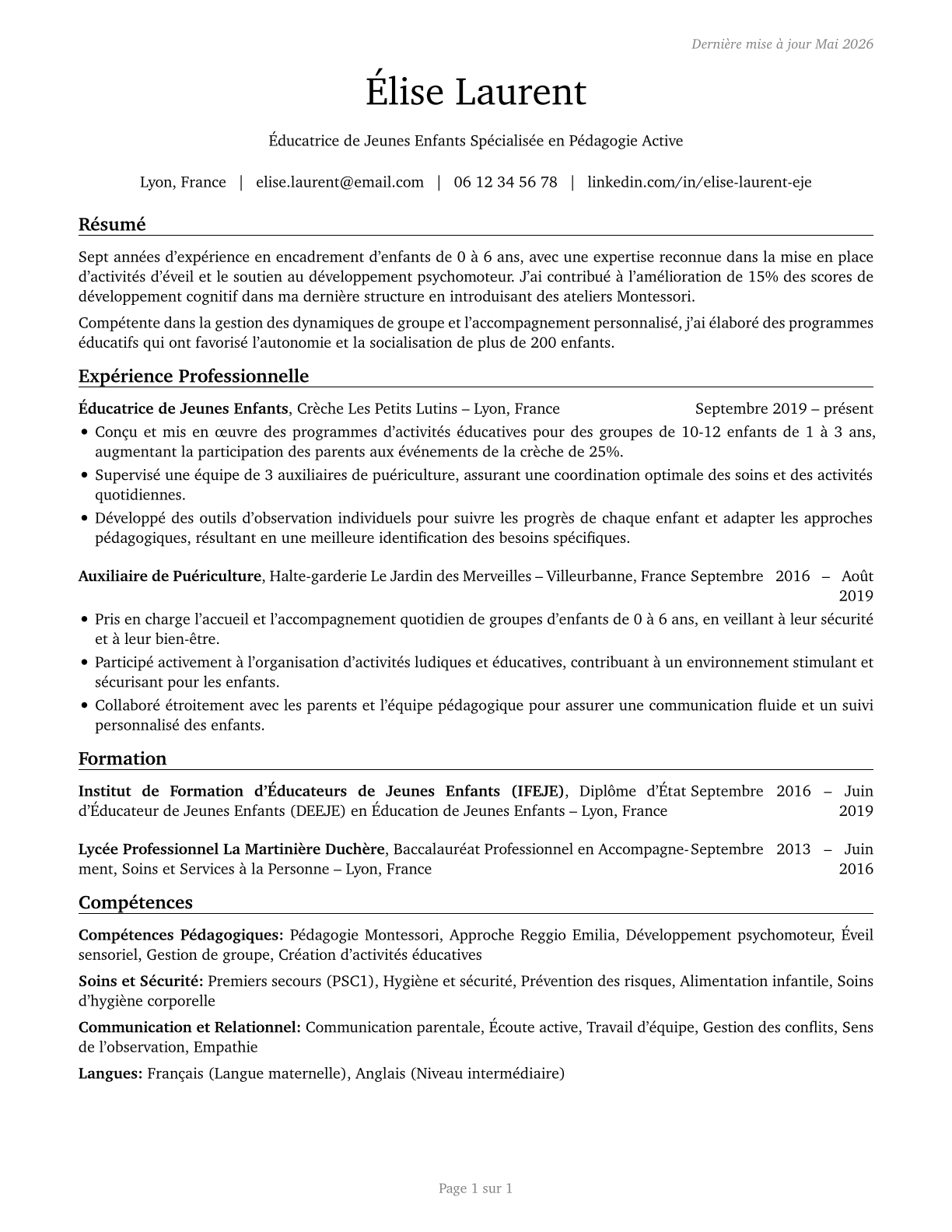 Childcare Workers CV in French — page 1