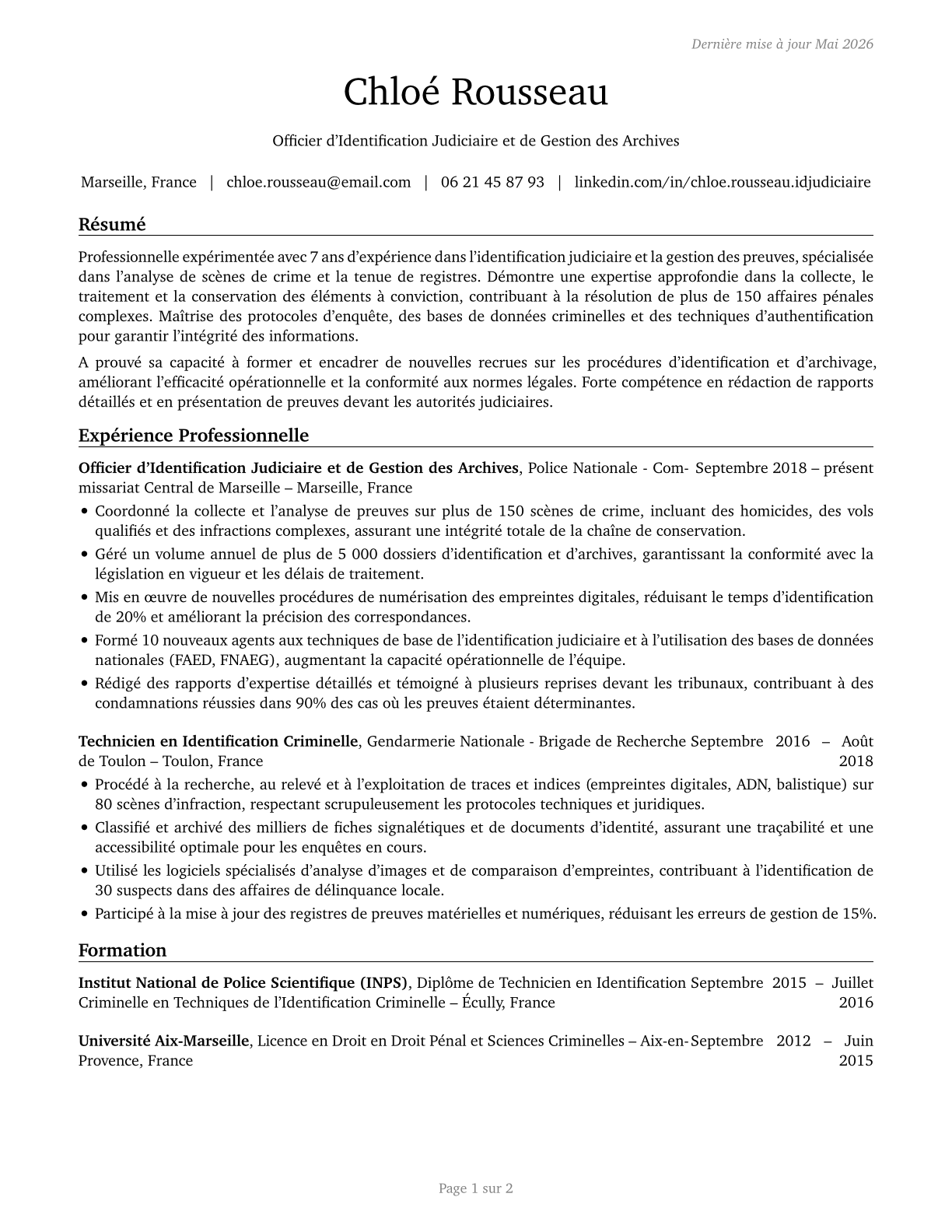 Police Identification and Records Officers CV in French — page 1
