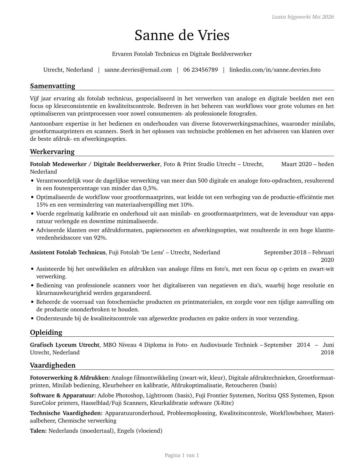 Photographic Process Workers and Processing Machine Operators CV in Dutch — page 1