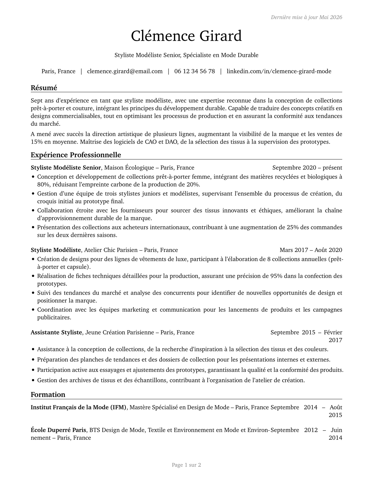 Fashion Designers CV in French — page 1